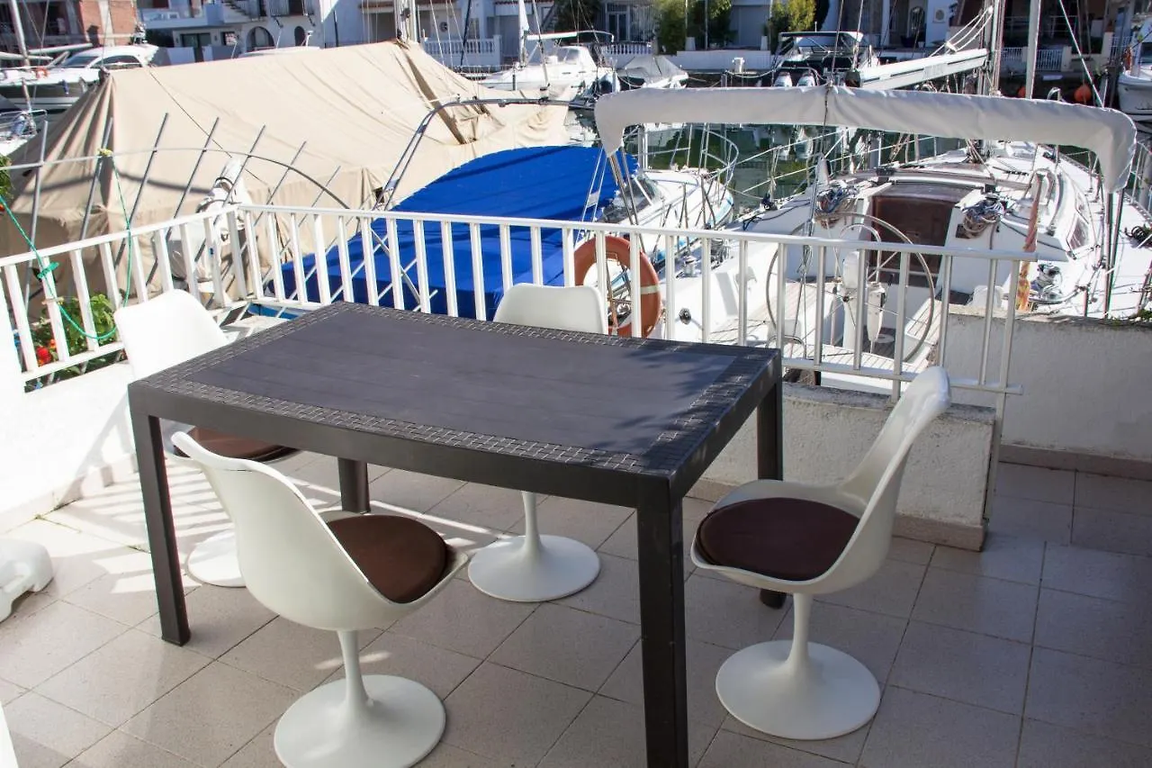 Port Argonautas 49 Bajos Daire Empuriabrava